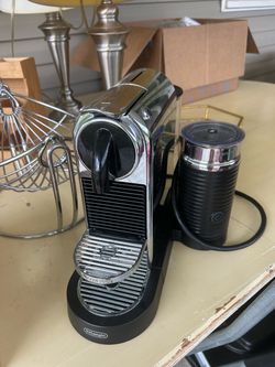 De'Longhi Nespresso Machine with Milk Frother