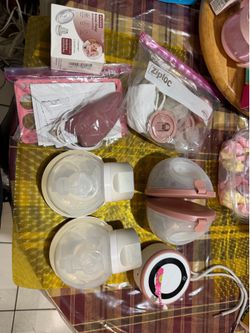 Momcozy Breast Pump Bundle