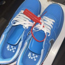 Nike Air Force 1 Low
Off-White MCA University Blue