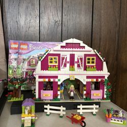Barndo Lego Set