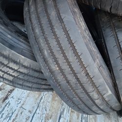 4.  St.  235/80/16.  Onix.  Trailer 14 Ply