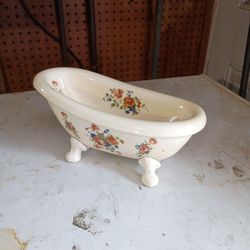 Vintage Porcelain Tub Deco