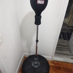 HEAVY DUTY PUNCHING BAG 
