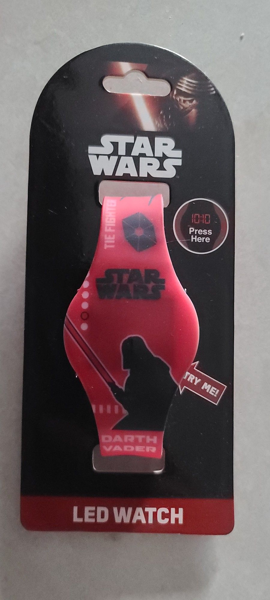 Star Wars Watch. Darth Vader Red