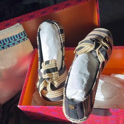 Tory Burch Vintage Stripe Ribbon Style  SIZE 7