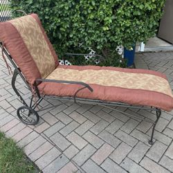 Outdoor chaise Lounge