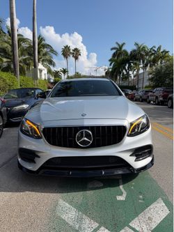 Mercedes benz E class 300