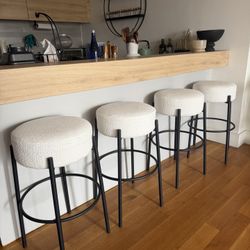 Modern Stools Bar/Counter