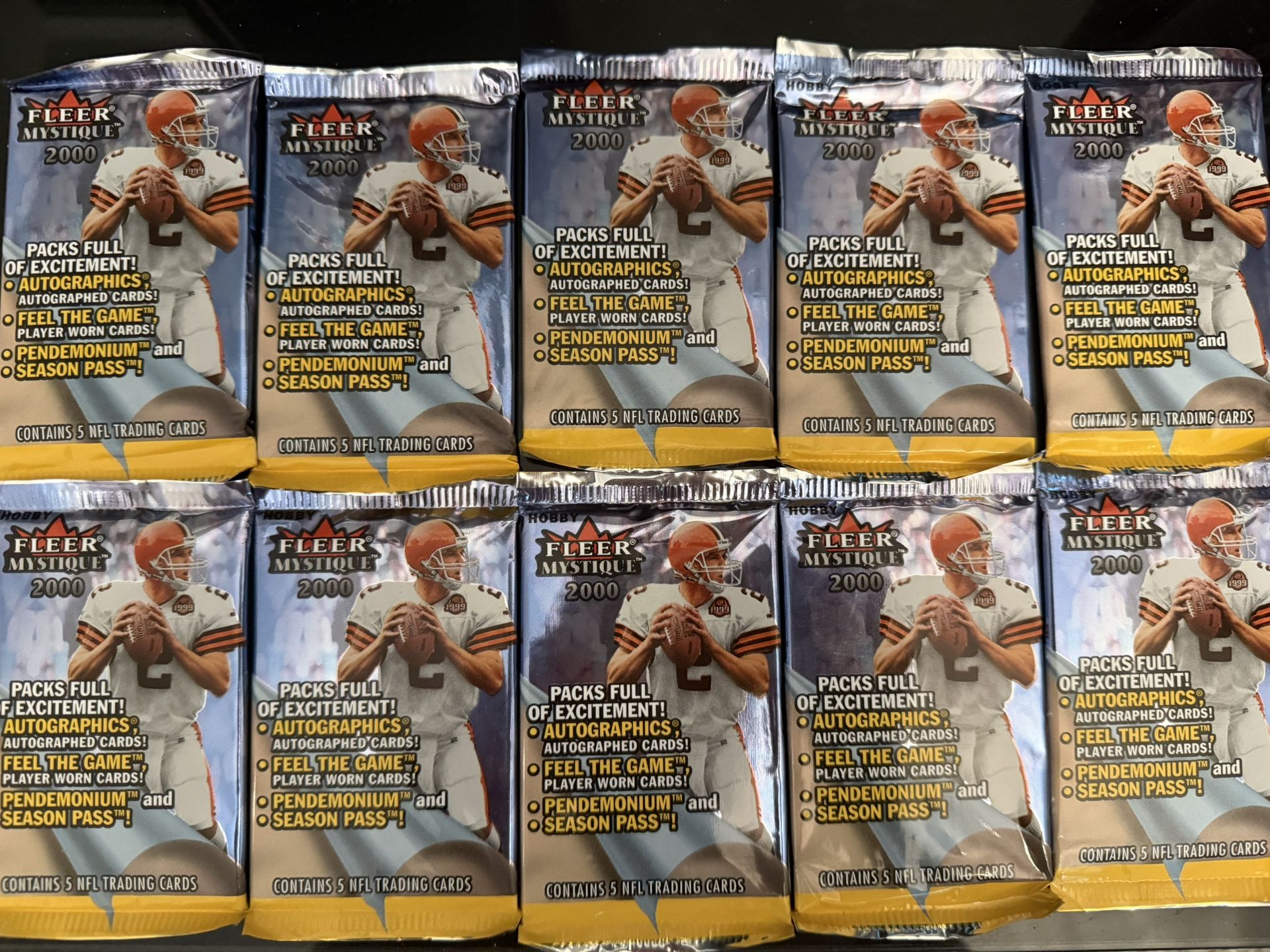 Year 2000 Fleer “Mystique” Football NFL Pack SEALED