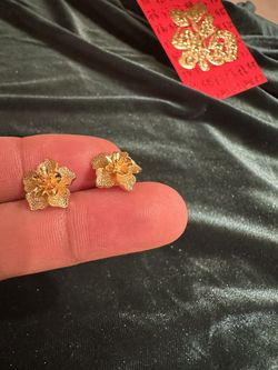 24k Plated Flower Earrings 