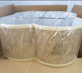 4 LIGHT CEILING LAMP. HAVE 3 NEW . $20 EACH.