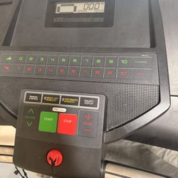 Gold’s Gym Treadmills 
