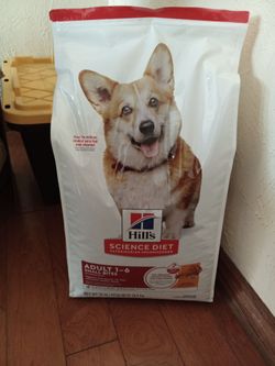 Dog food Hills Science Diet Adults 1-6 small bites 35 lb