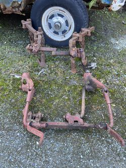 Tractor Parts: Farmall Cub Tool Bars And Lifts; Engine Block