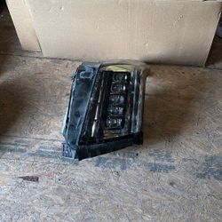 2015-2020 Cadillac Escalade Headlight LH OEM 