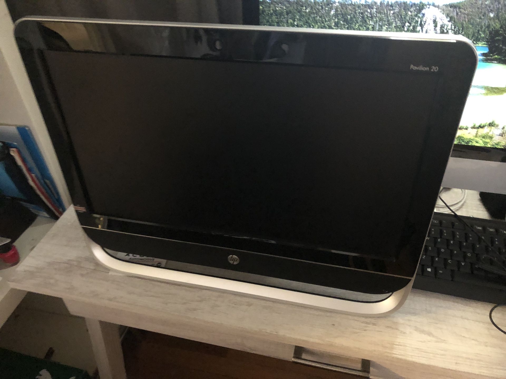 HP PAVILION 20 ALL-IN-ONE