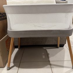 Rocking Baby Bassinet 