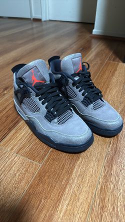 Air Jordan 4 Taupe Haze Size 9