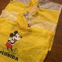 VTG Set Of Disney Ponchos (4)