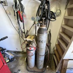 Acetylene Tanks