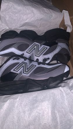 NEW BALANCE KIDS SHOE SIZE 3