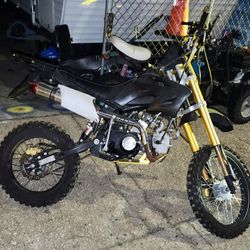 125cc Dirt Bike 