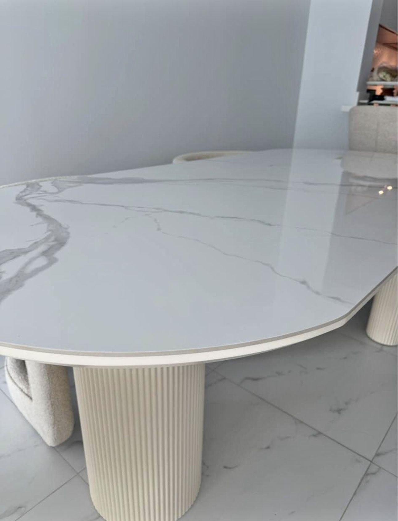 MOVING SALE. DINING TABLE SET