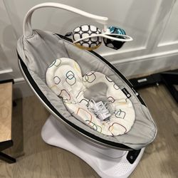 4moms Mamaroo 4 Baby Swing