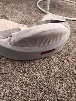Nursing pillow