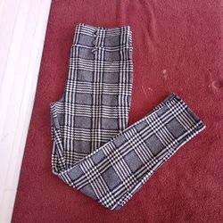 Soho Women's Black & White Plaid Dress Pants Size L