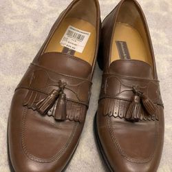Johnston & Murphy Men's Shoes size 9 M with Tassel, preowned Dress Loafers Brown