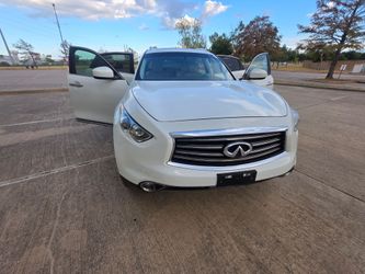 Infiniti FX SUV – White