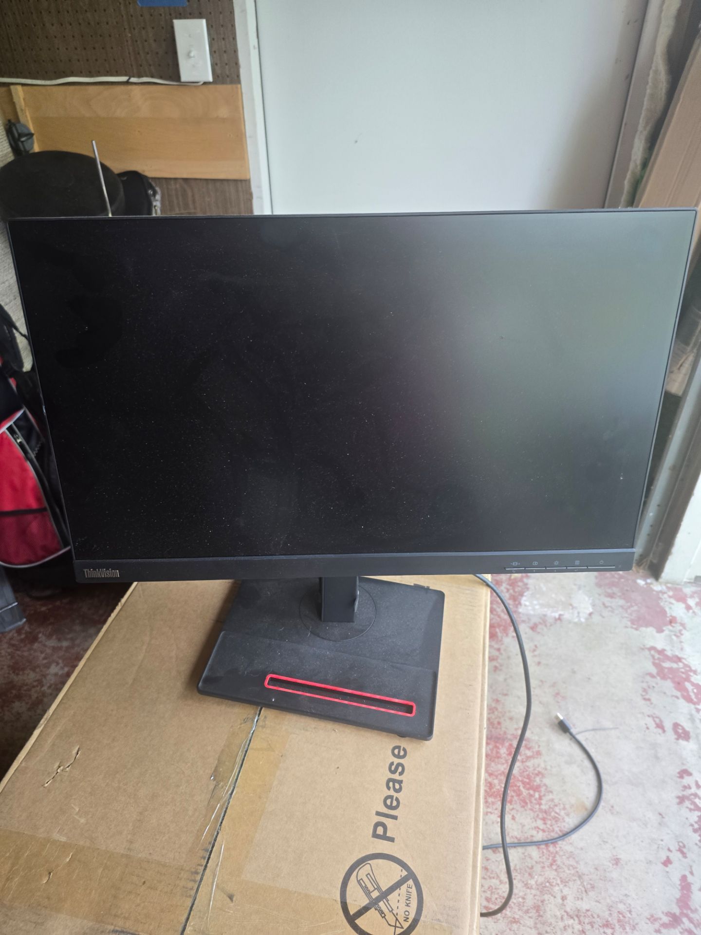 TWO LENOVO THINKVISION T22V-20 21.5" MONITOR