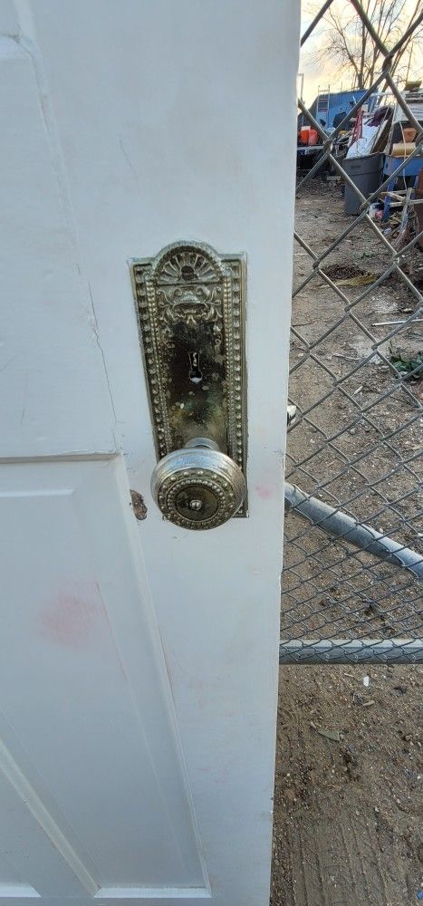 5 Vintage Solid Doors wfdjnjc.com