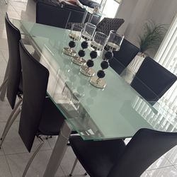 Glass Table Seats Up To 10