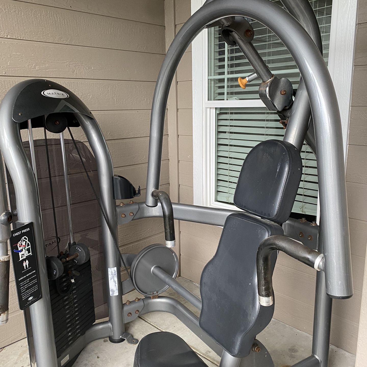 Commercial Gym Equipment 