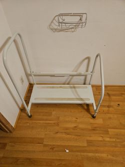 Step to bed stool