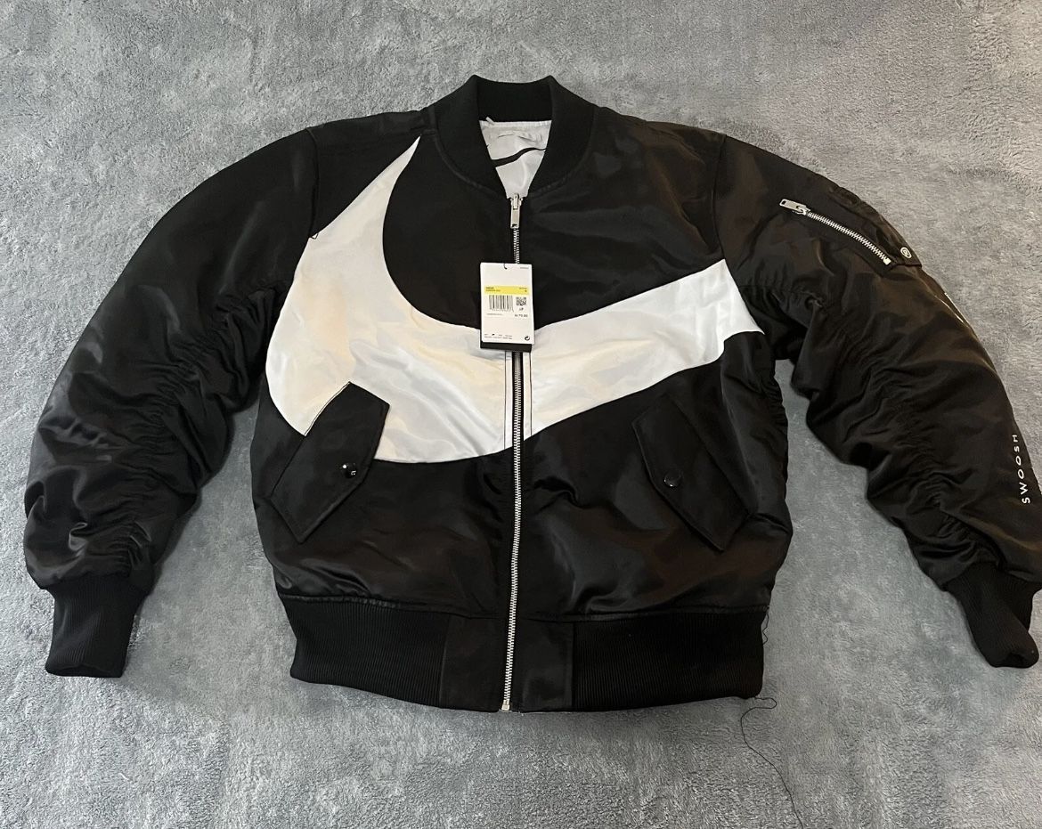 Nike Swoosh Therma-FIT Reversible Bomber Jacket Sz Small for
