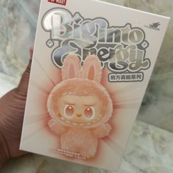 Labubu Big Into Energy Love