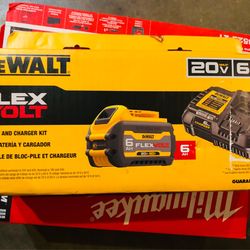 DEWALT FLEXVOLT 20V/60V MAX Lithium-Ion 6.0Ah Battery Pack with 6 Amp Output Charger