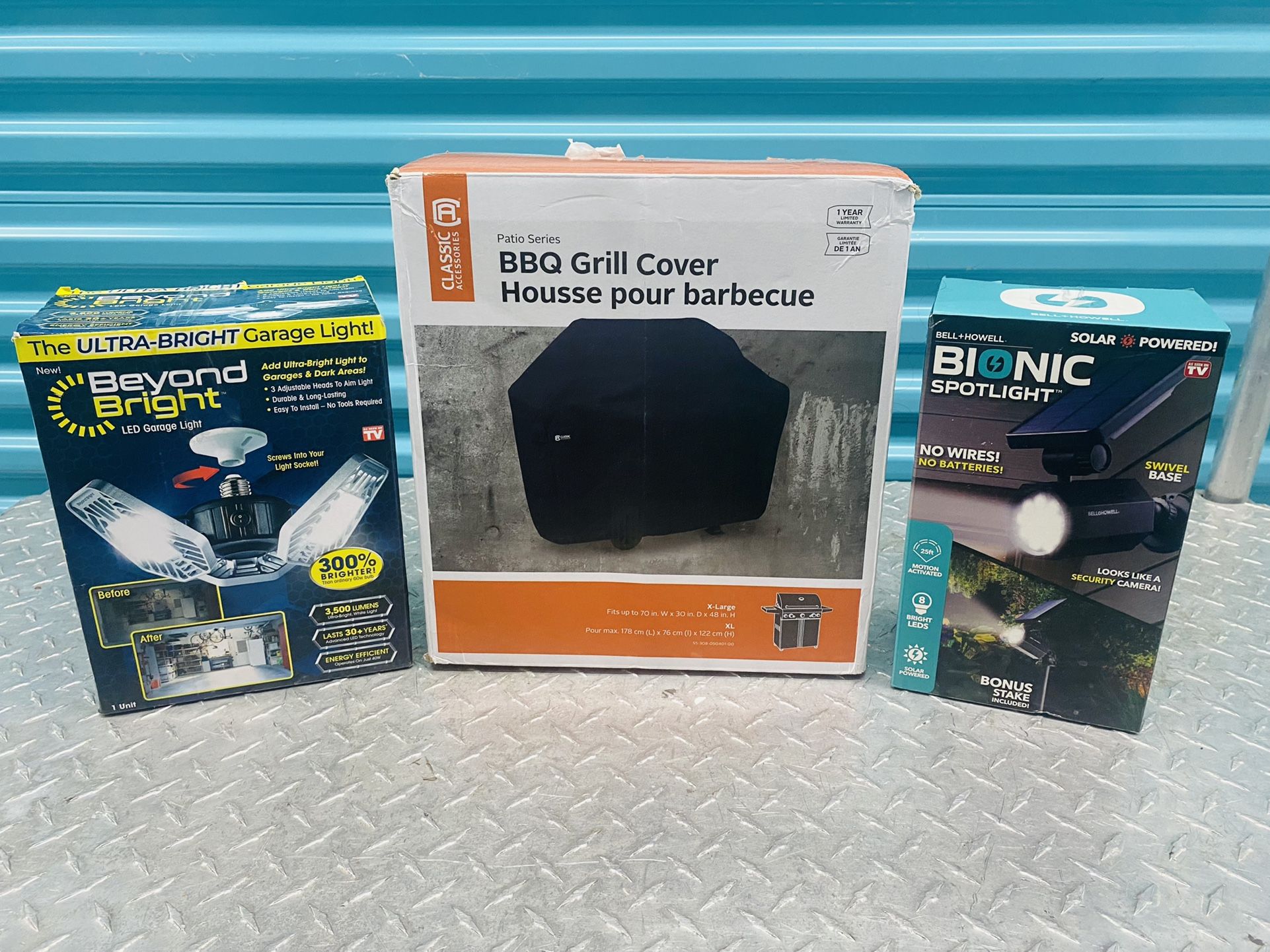 ****GARAGE LIGHT/BBQ GRILL COVER/SPOTLIGHT****