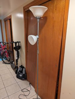 Floor Lamp 