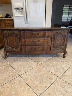 Vintage Bernhardt Solid Oak Dresser