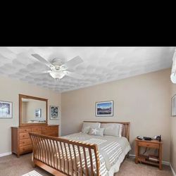 Bedroom Set Solid Wood $750 Or Best Offer
