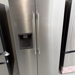LG Side By Side Refrigerator 28 Cu
