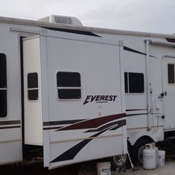 2005 keystone everlast 38ft 5th Wheel