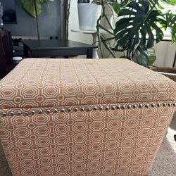 Ottoman With Storage 