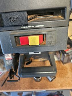 Radial arm saw