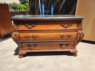 Dresser For Sale In Manteca