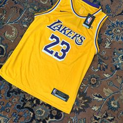 Lakers 24 